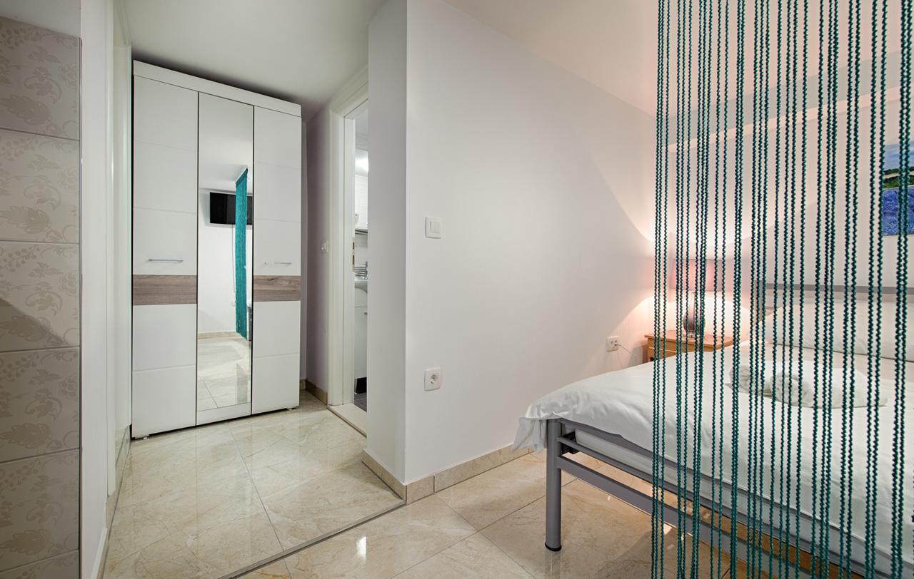 Cezar Luxury Apartment Omiš Exterior foto